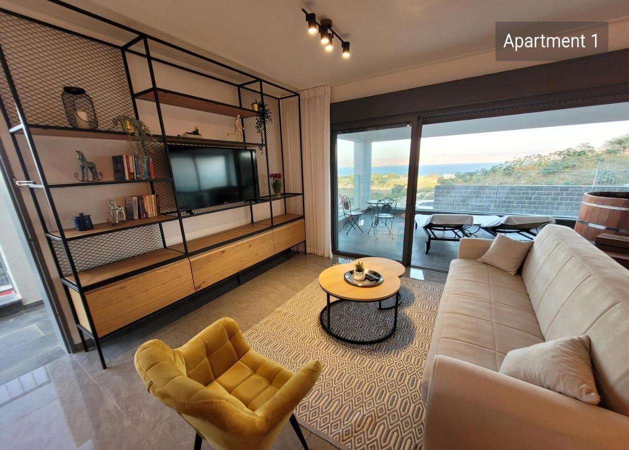 Yalarent C Kinneret Hotel Apartments Migdal Extérieur photo