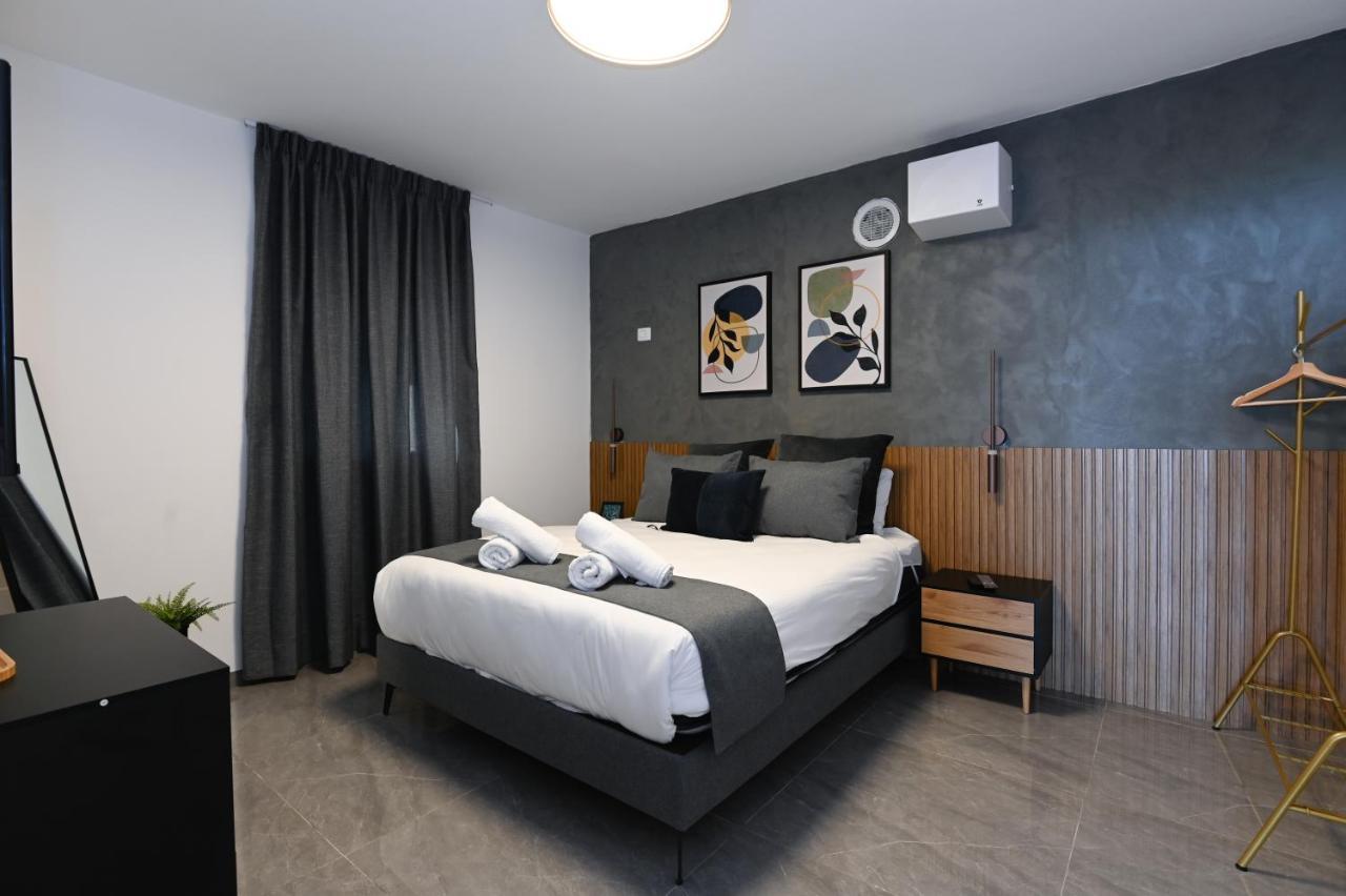 Yalarent C Kinneret Hotel Apartments Migdal Extérieur photo