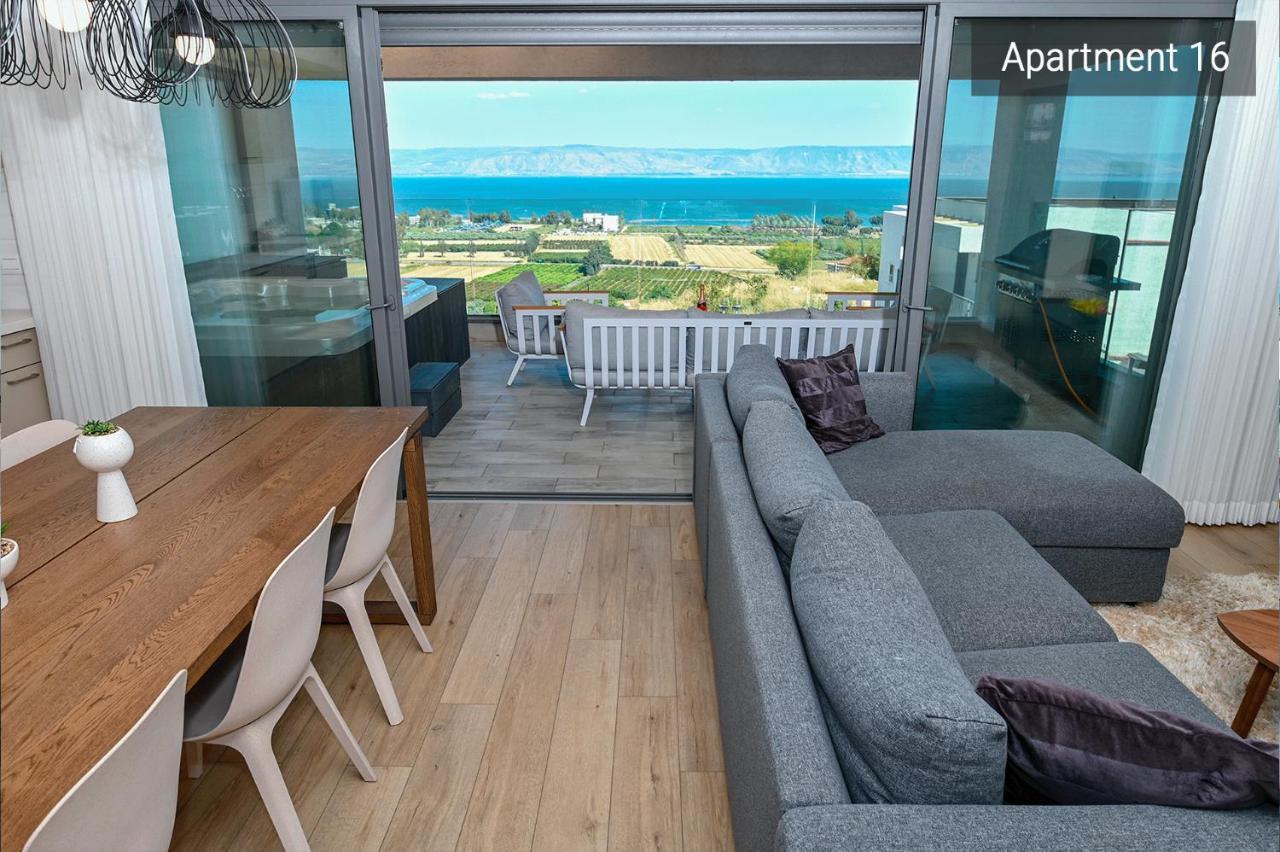 Yalarent C Kinneret Hotel Apartments Migdal Extérieur photo
