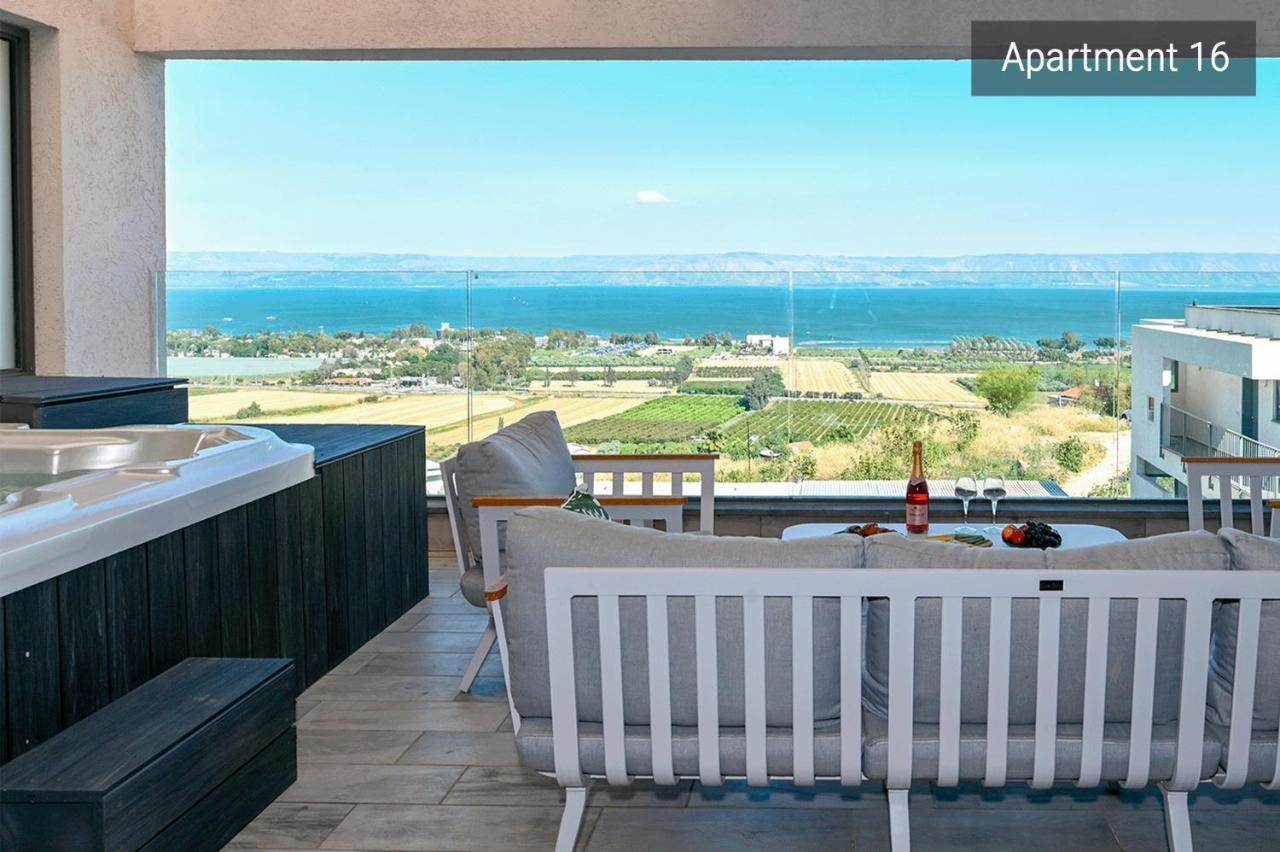 Yalarent C Kinneret Hotel Apartments Migdal Extérieur photo