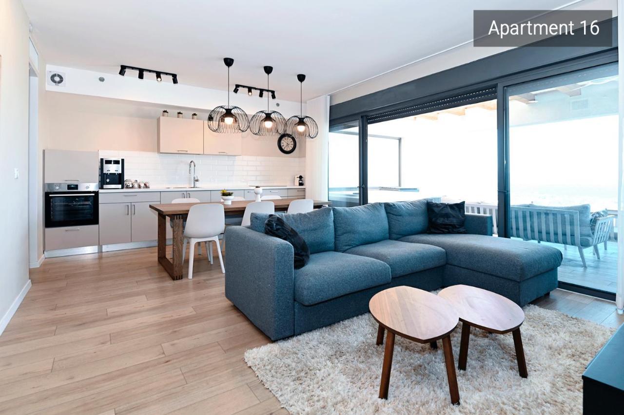 Yalarent C Kinneret Hotel Apartments Migdal Extérieur photo